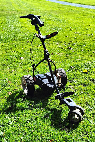 Motocaddy motorised wheel - 3,